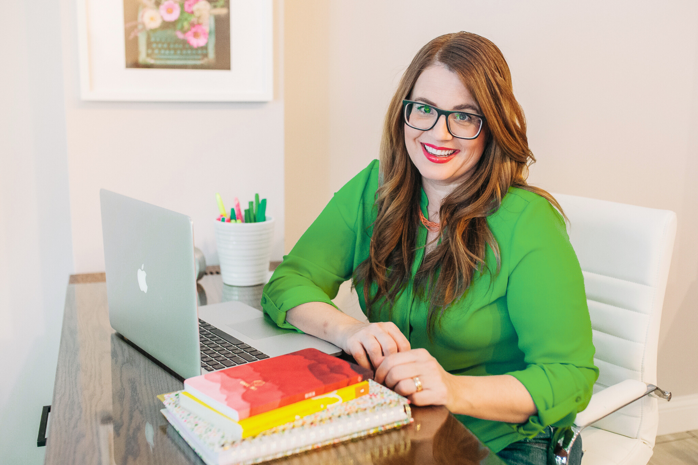 Becky Mollenkamp headshot